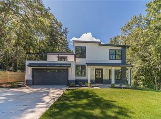 6465 Yacht Club Rd, Flowery Branch, GA 30542