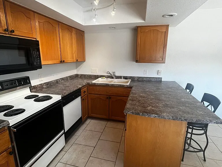2085 Mesquite Ave #77 — Photo 6