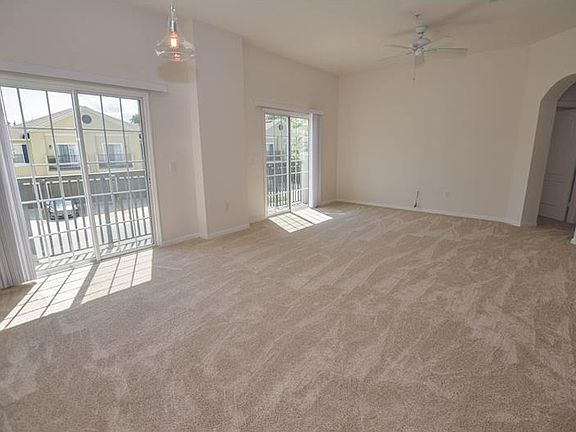 3rd image of 1477 Broken Oak Dr #A
