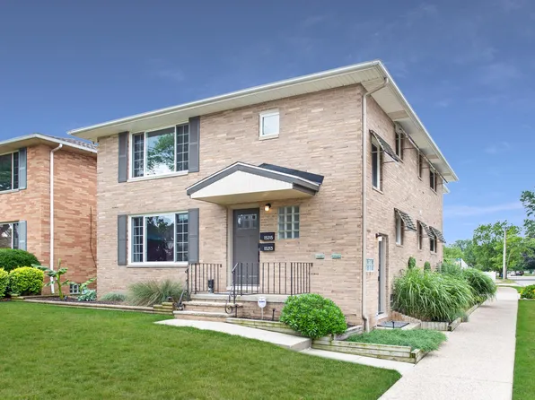 15215 Fernway Ave, Cleveland, OH 44111