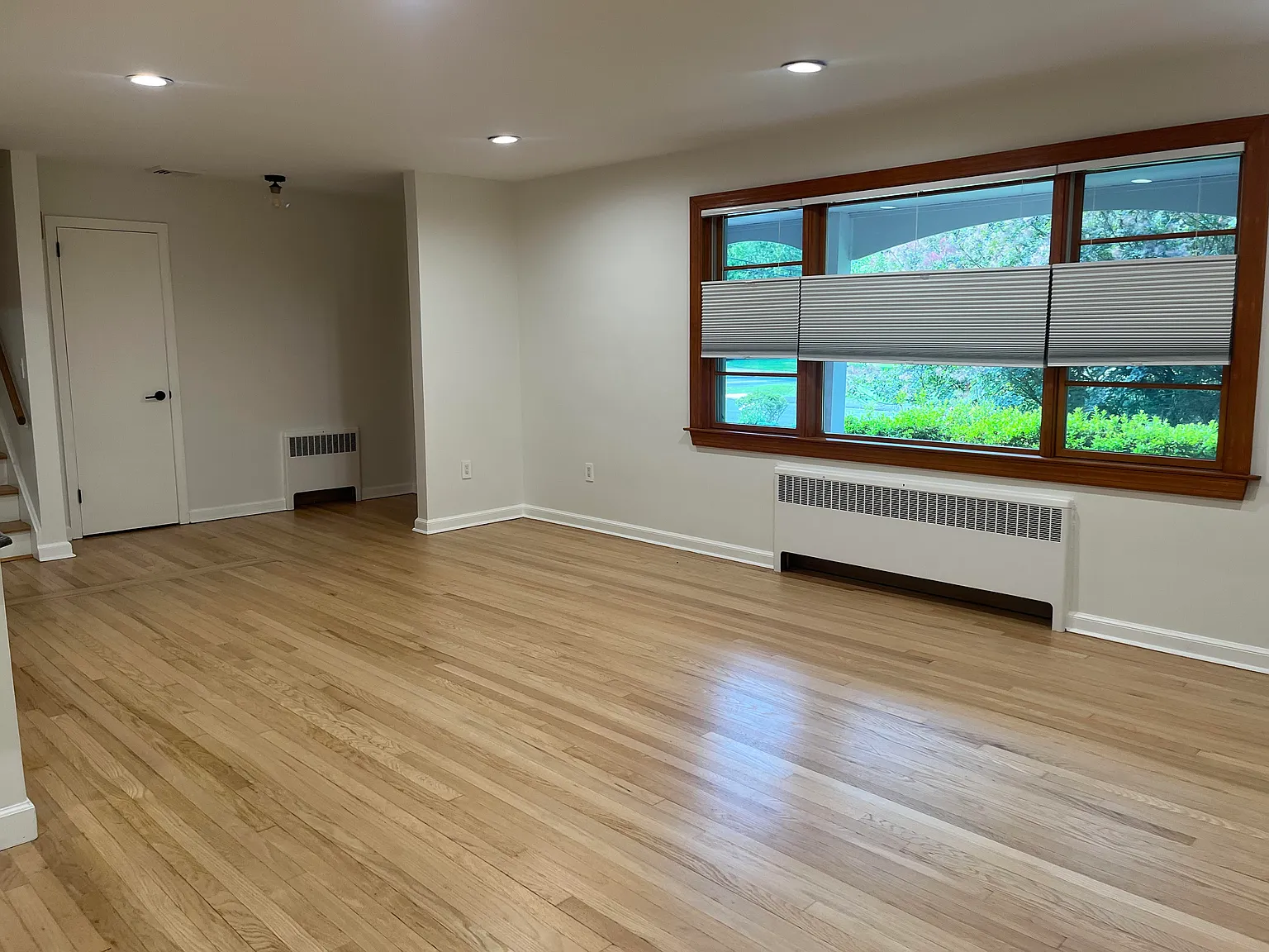 3 bed, 1547 sqft, $4,700 — Photo 3