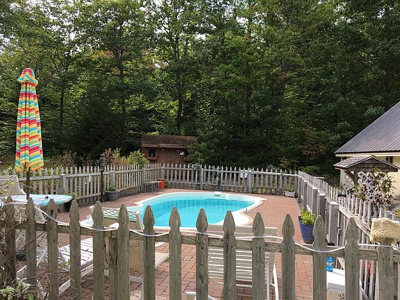 12'x24' fiberglass pool