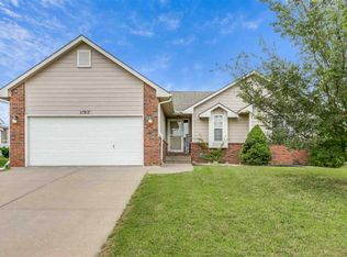 11317 E 2nd St N, Wichita, KS 67206