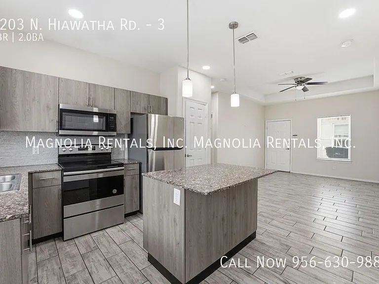 5203 N Hiawatha Dr #3 — Photo 6