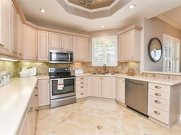 4th image of 5256 Bouchard Cir