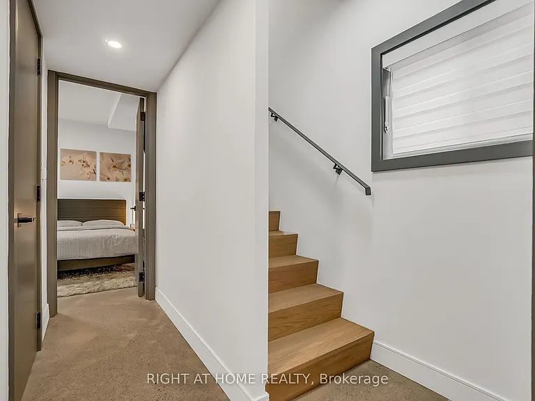 1169 Davenport Rd #2 — Photo 14