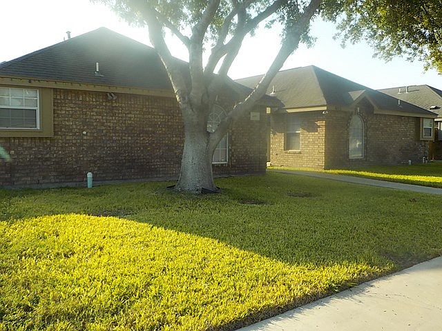 1st image of 605 Agate St