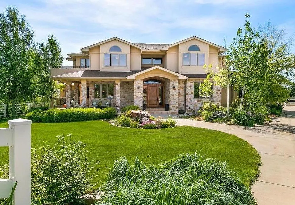 7572 Panorama Dr