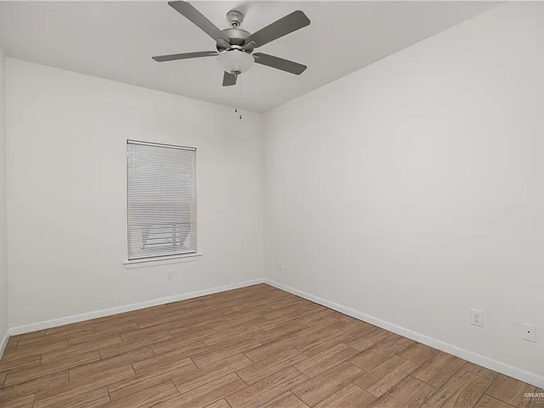 524 S King Rd #12 — Photo 11