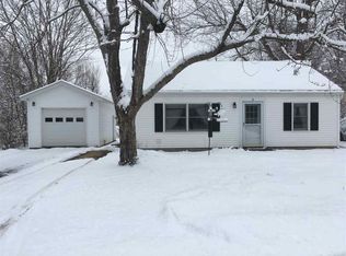 9 Westbrook Dr, Nassau, NY 12123