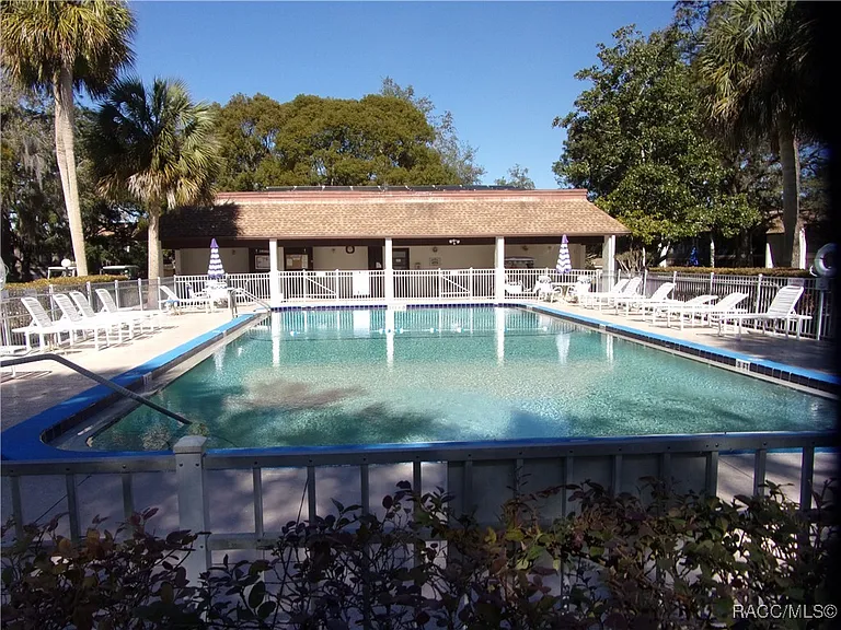2400 Forest Dr #260 — Photo 19