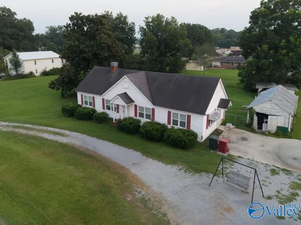 817 3rd Ave SW, Hamilton, AL 35570