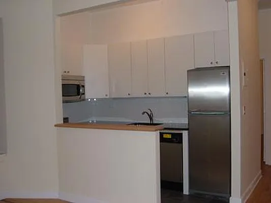 Rented by Buchbinder & Warren | media 44