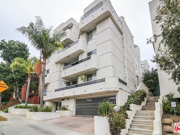 2nd image of 811 S Lucerne Blvd APT 203