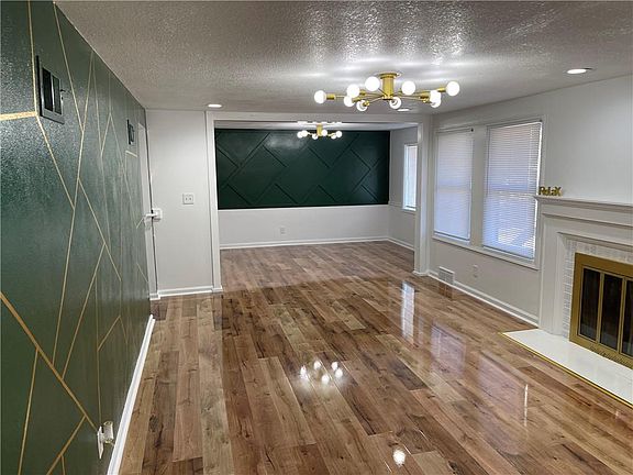 5th image of 1830 N 47th St