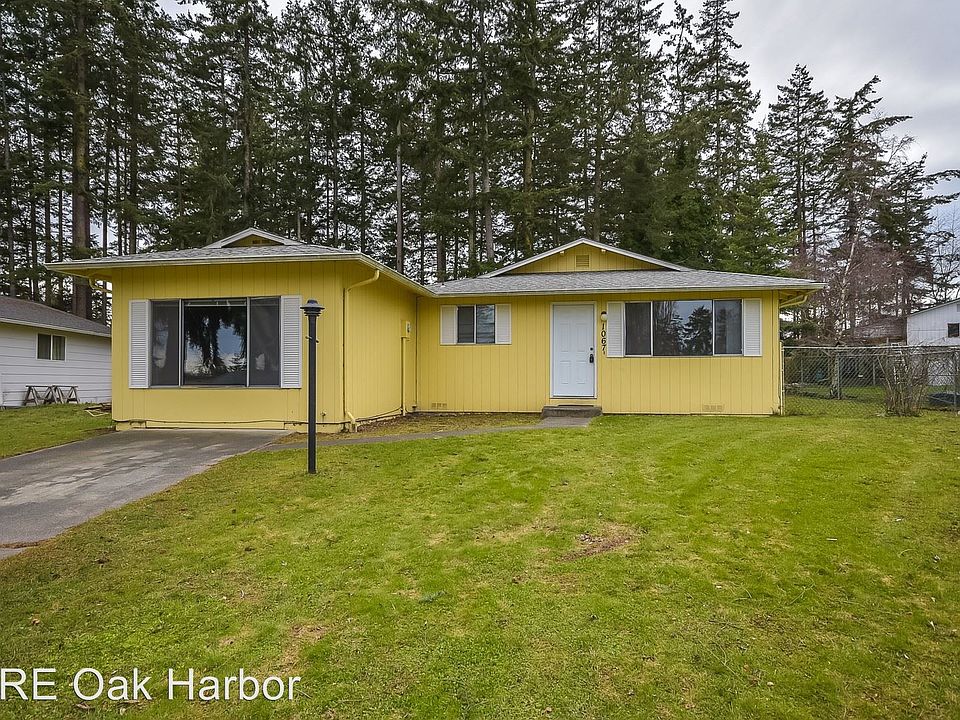 1st image of 1067 NW Cathlamet Dr