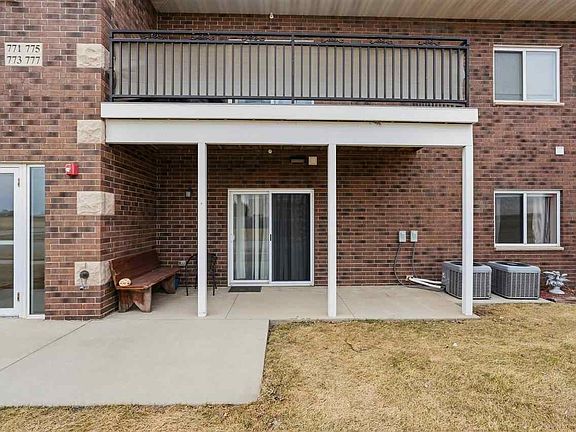 3rd image of 763 N Perkins St