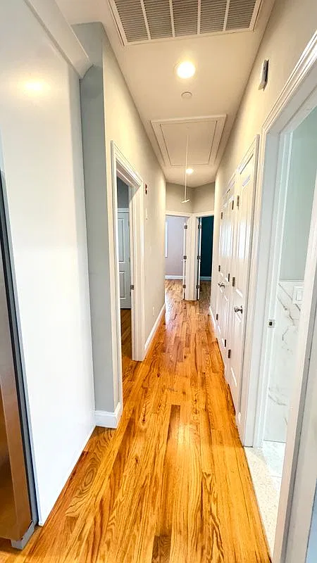 3 bed, 2.0 bath, 1200 sqft, $3,000 — Photo 4