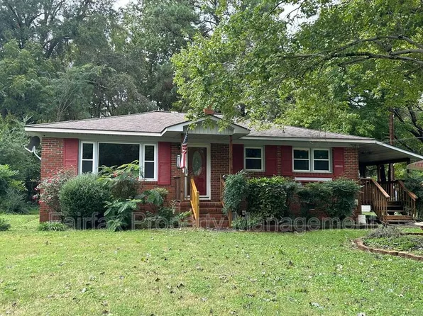 118 N Oak St, Efland, NC 27243