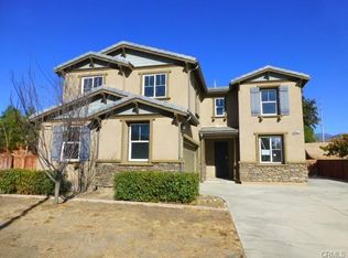 10355 La Donia Ln, Mentone, CA 92359