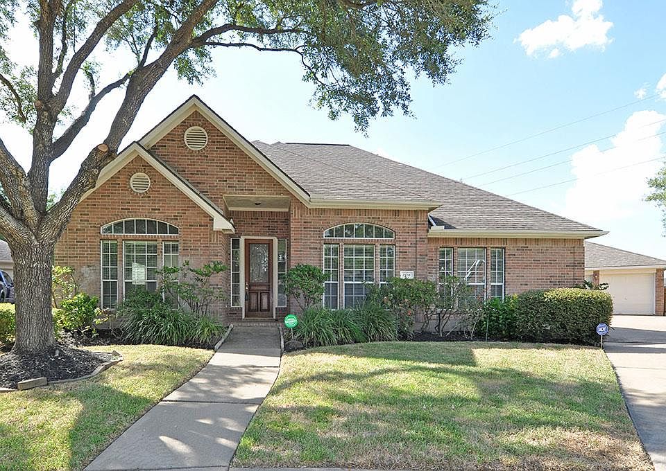 1st image of 2806 Norwood Hills Dr