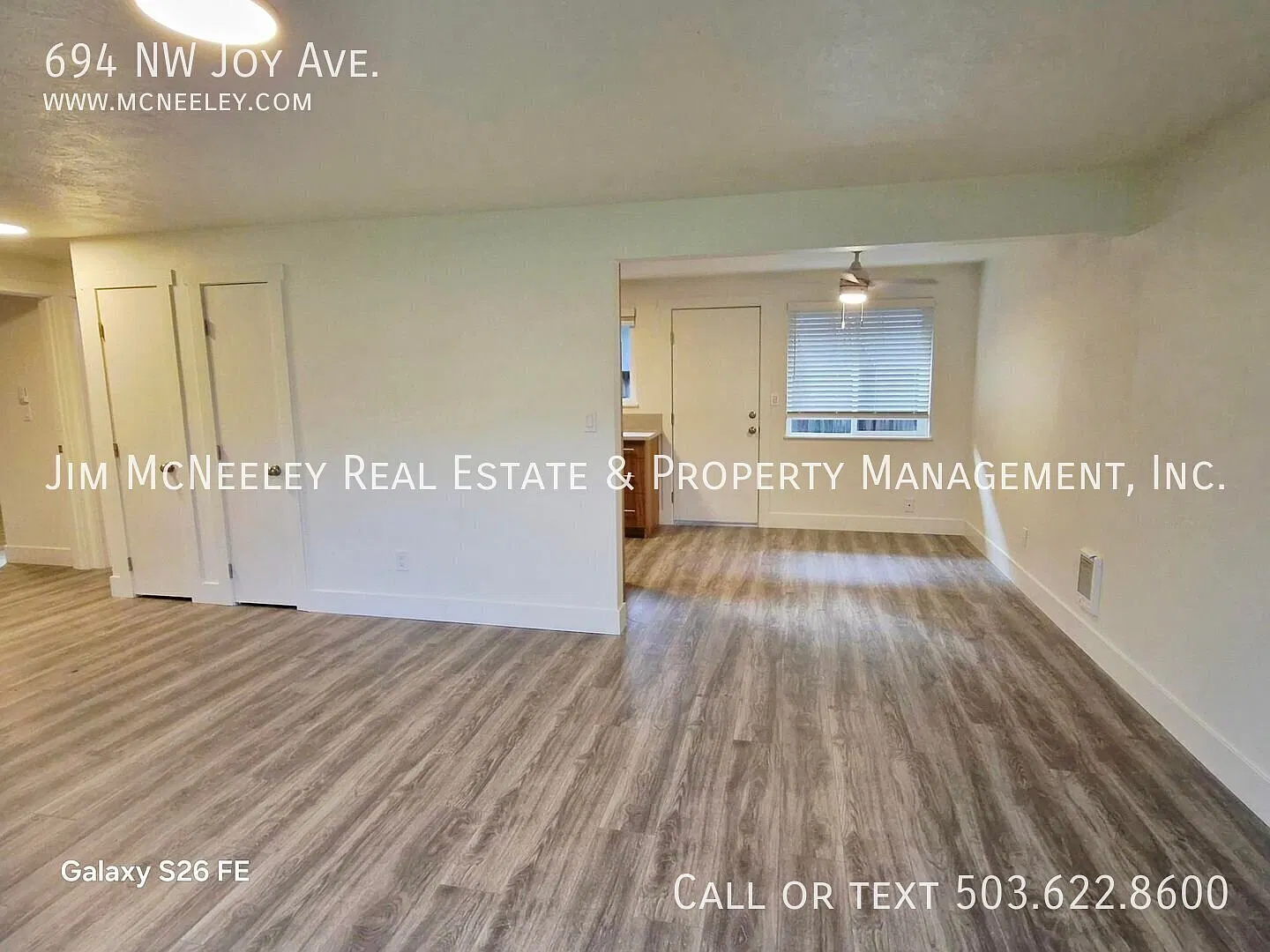 Totally remodeled with goregous finishes. Great location! Easy access to Hwy 26, Nike, shops + re... — Photo 4