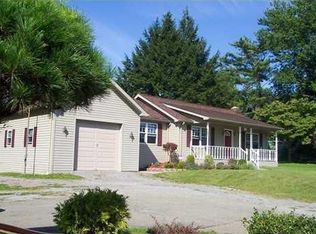 477 Chicora Rd, Oakland Twp, PA 16001