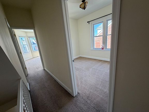 5th image of 4543 Manayunk Ave