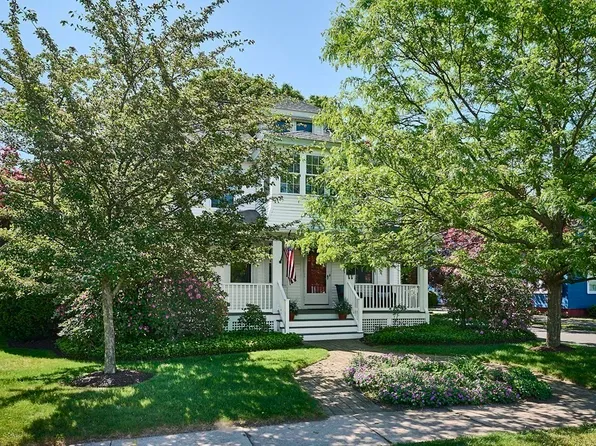 314 Main St, Easthampton, MA 01027