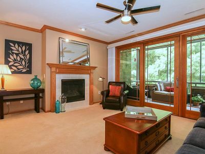 6806 Raymond Rd APT 201, Madison, WI, 53719