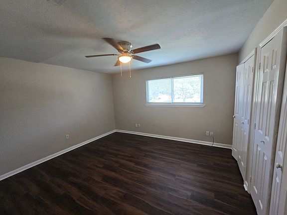3rd image of 4846 Crowder Blvd