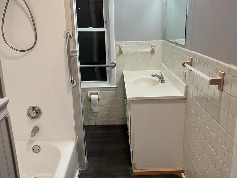 24 Archer St #1 — Photo 13