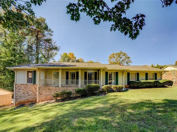 2647 Club Forest Ct SE, Conyers, GA 30013