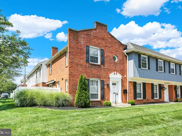 459 W Caracas Ave, Hershey, PA 17033