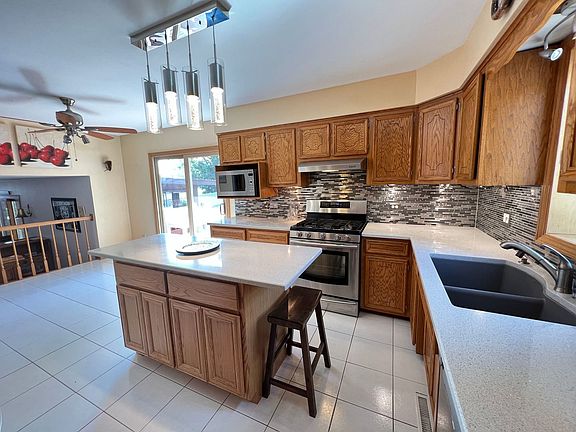 5th image of 13345 Oakwood Dr