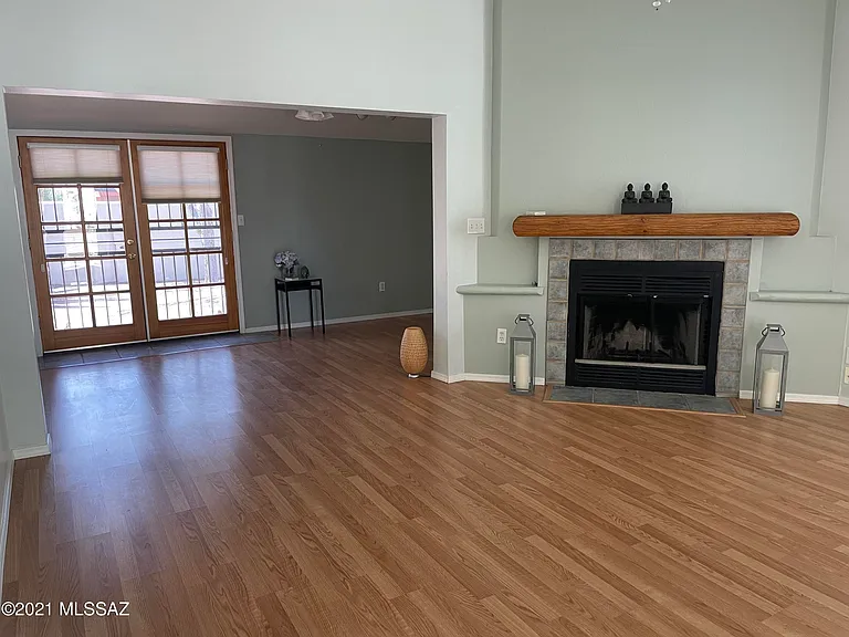 3911 N Vine Tree Pl — Photo 9