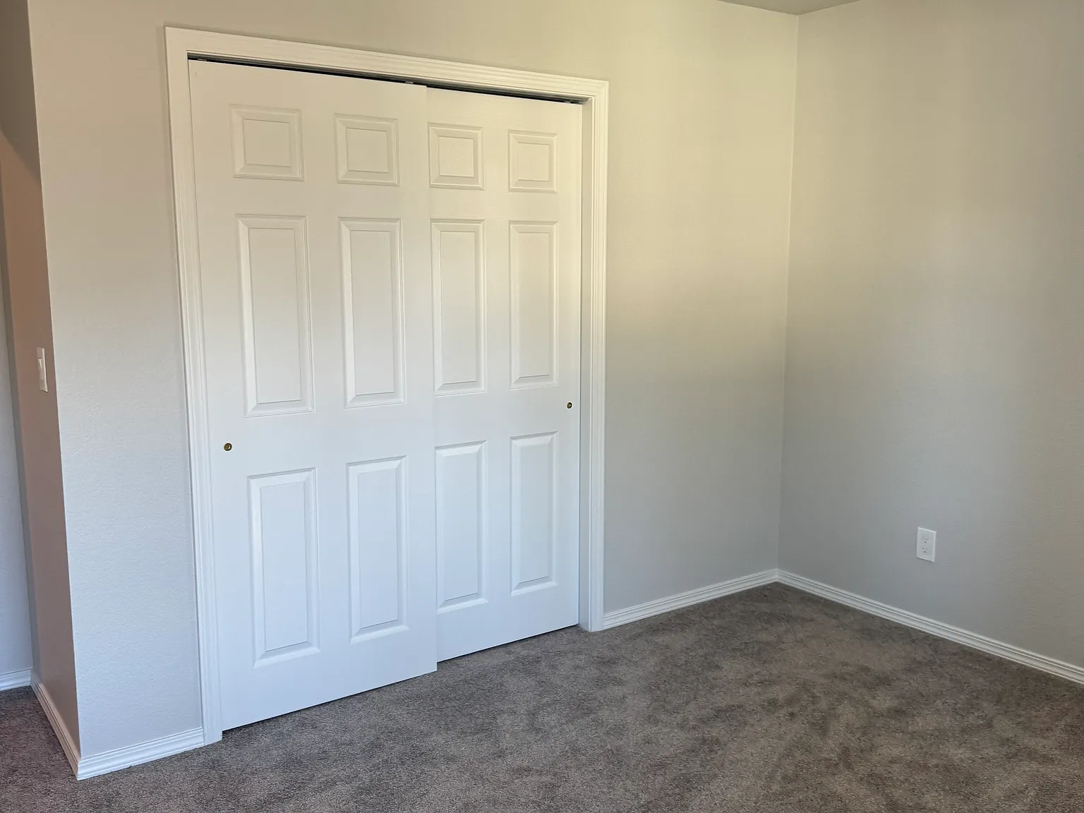 2 bed, 1.5 bath, 1098 sqft, $1,900 — Photo 4