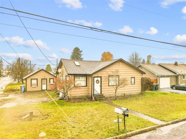 489 SW 16th Street, Chehalis, WA 98532