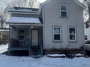 214 Reed Ave, Kalamazoo, MI 49001