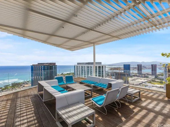 1001 Queen St #908, Honolulu, HI 96816