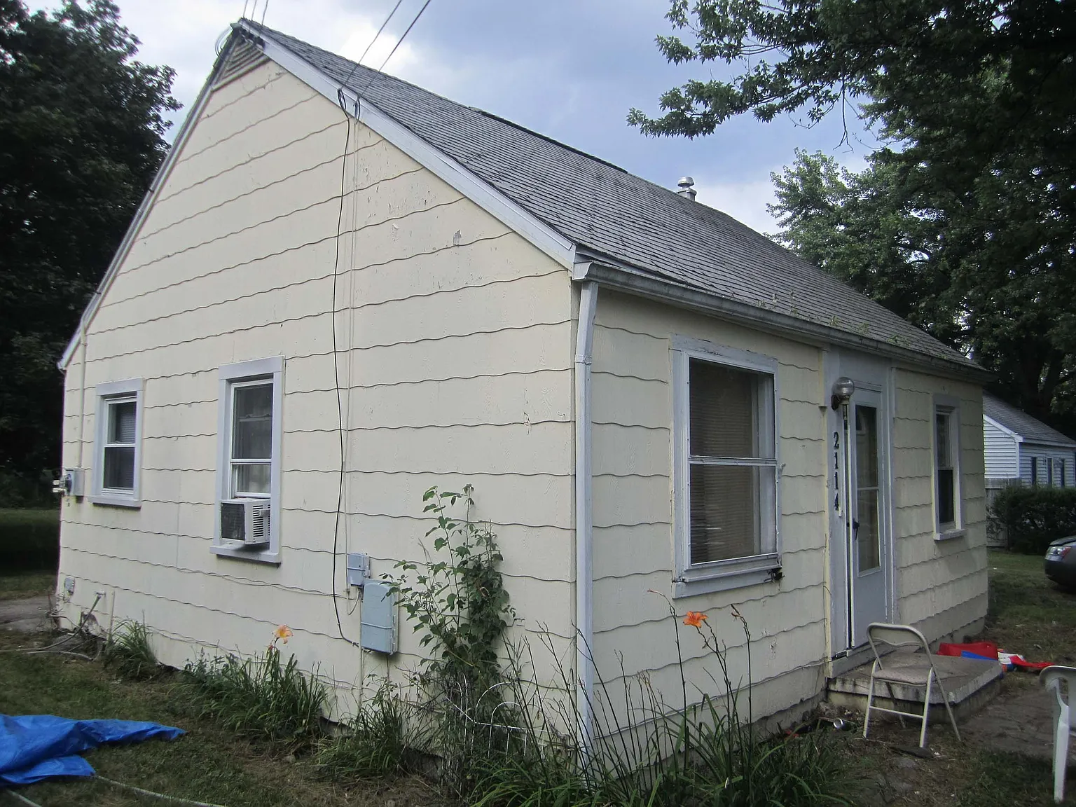 2114 Reo Rd photo 1