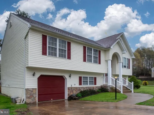 1223 Winfield Ct, King George, VA 22485