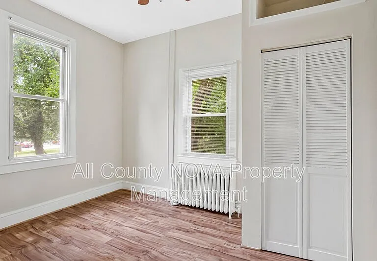 305 9th St #2 — Photo 21
