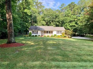 5900 Lindenwood Dr, Matthews, NC 28104