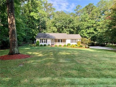 5900 Lindenwood Dr, Matthews, NC, 28104