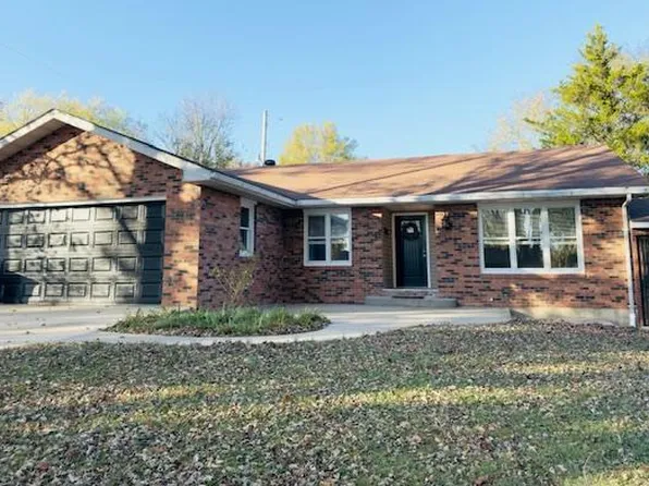 1908 Yale Dr, Scott City, MO 63780