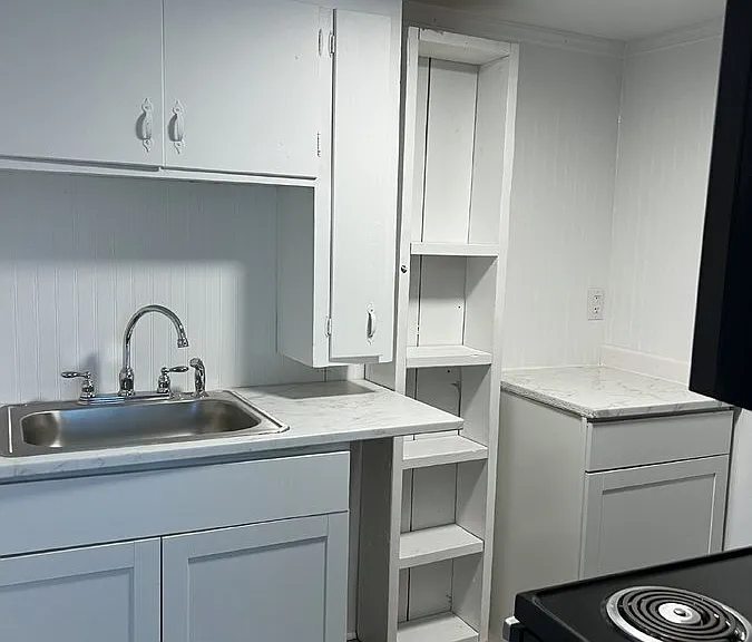 5446 Gov Barbour St #2 — Photo 4