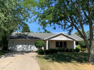 25836 S White Tail Rd, Sturgis, MI 49091