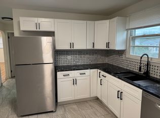 102 Dolores Ter N, North Syracuse, NY 13212