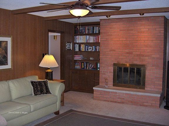 5th image of 40 Lakeview Dr